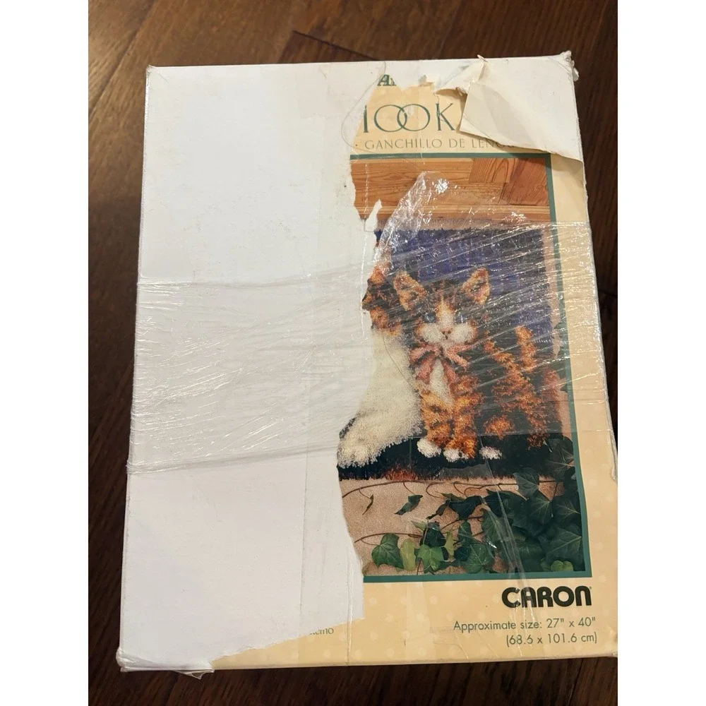 Caron latch hook